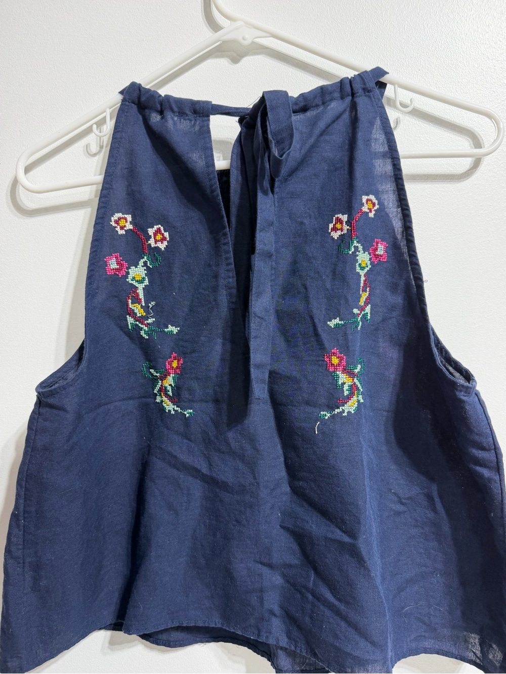 Free People Navy Blue Linen Blend Embroidered Rose Halter Tank Top Size S - Picture 6 of 6